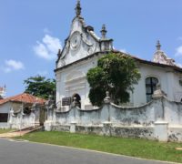 Walking down the streets of Galle